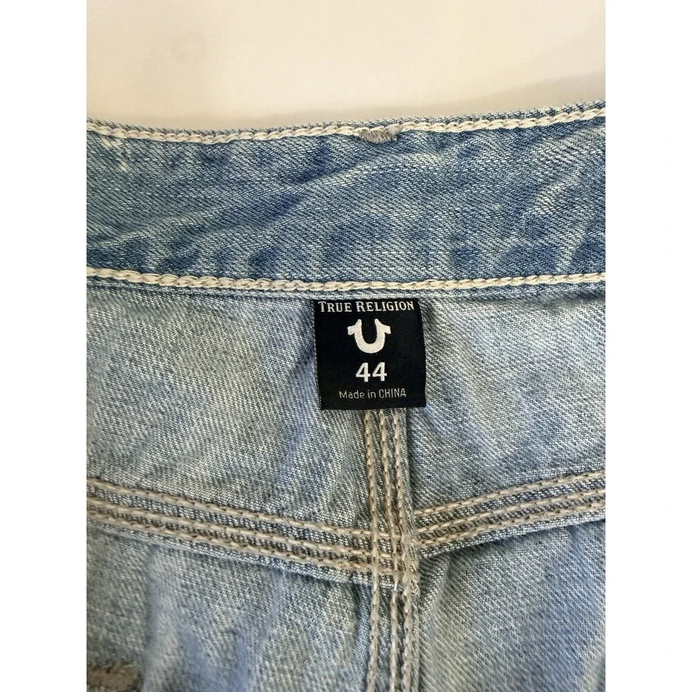 True Religion Moto Denim Jorts Light Wash Distressed Horseshoe Men’s Size 44